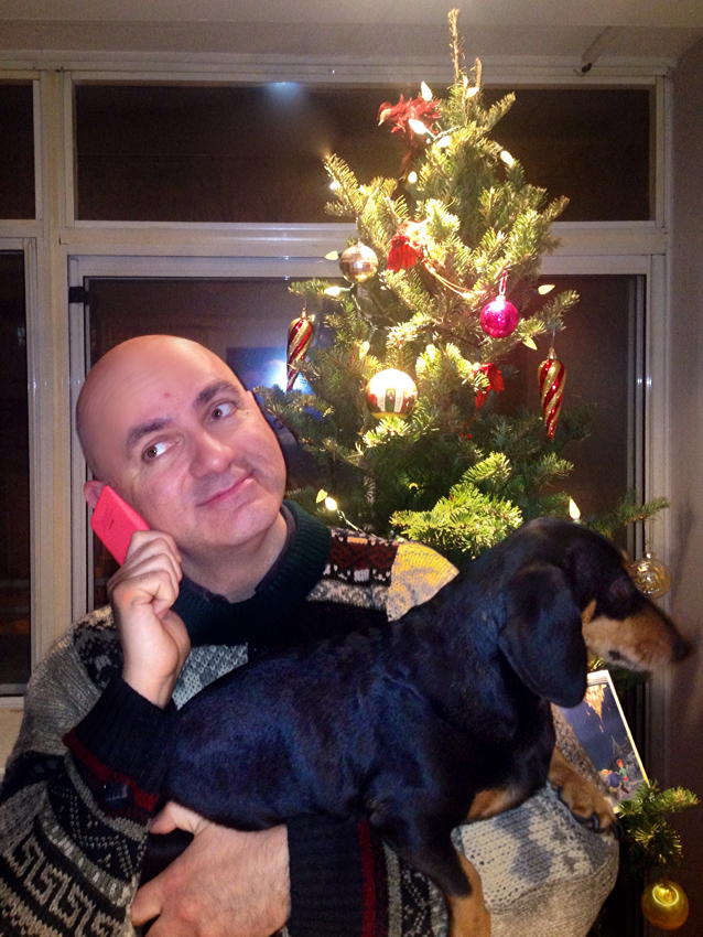 Me and Saatchi before the Christmas tree. I’m holding the phone upside down